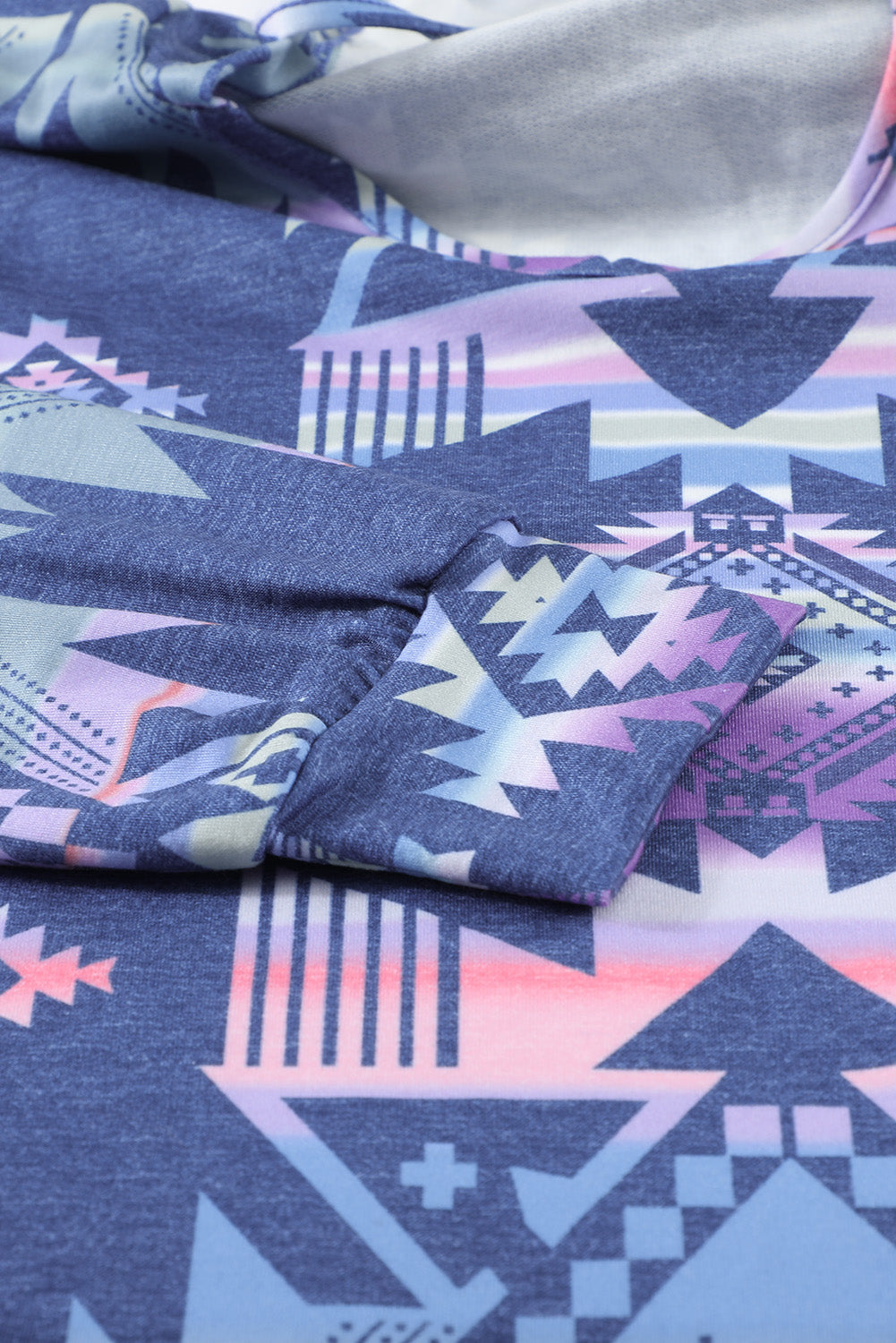 geometric print drawstring hoodie