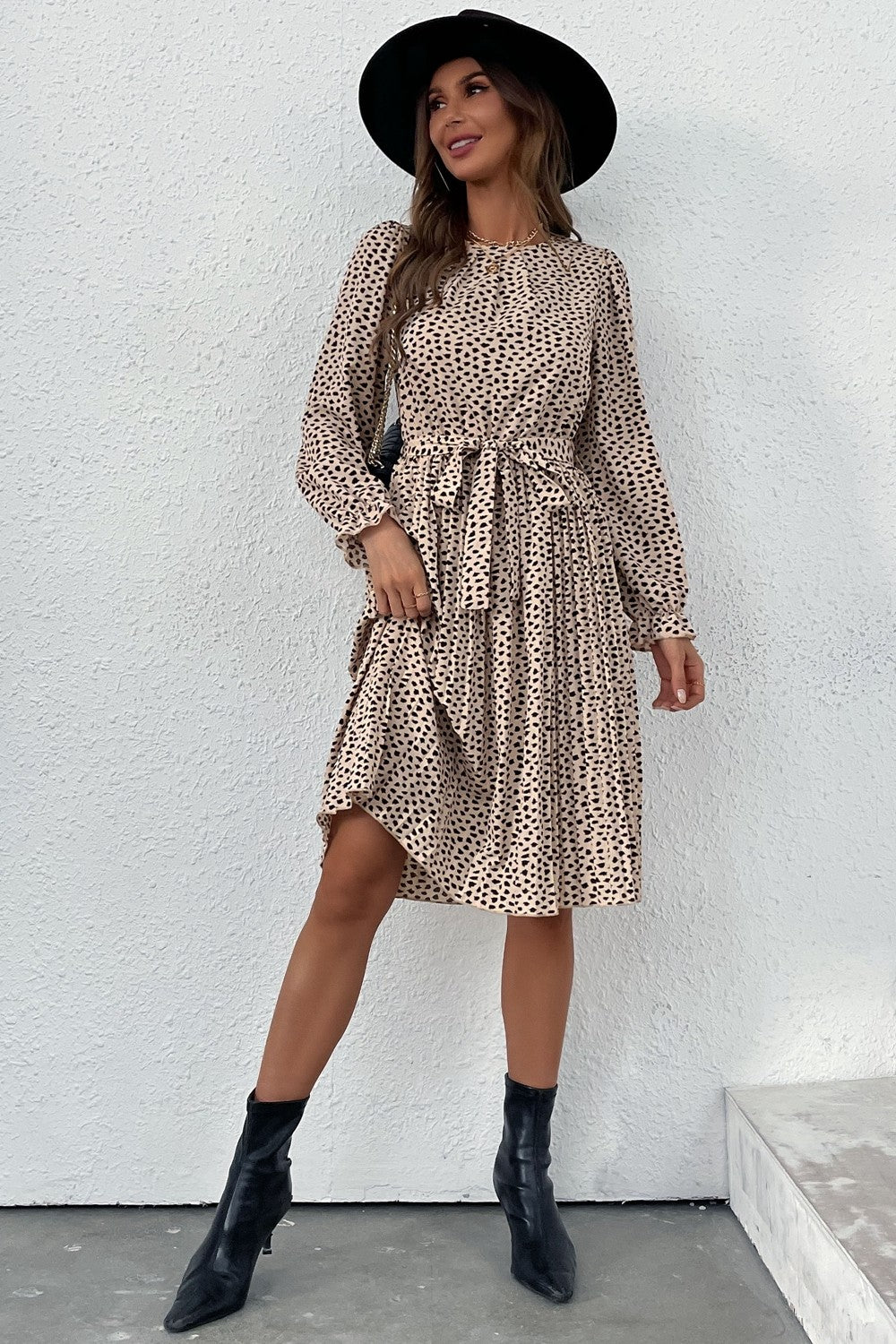 animal printed round neck belted pleated dress