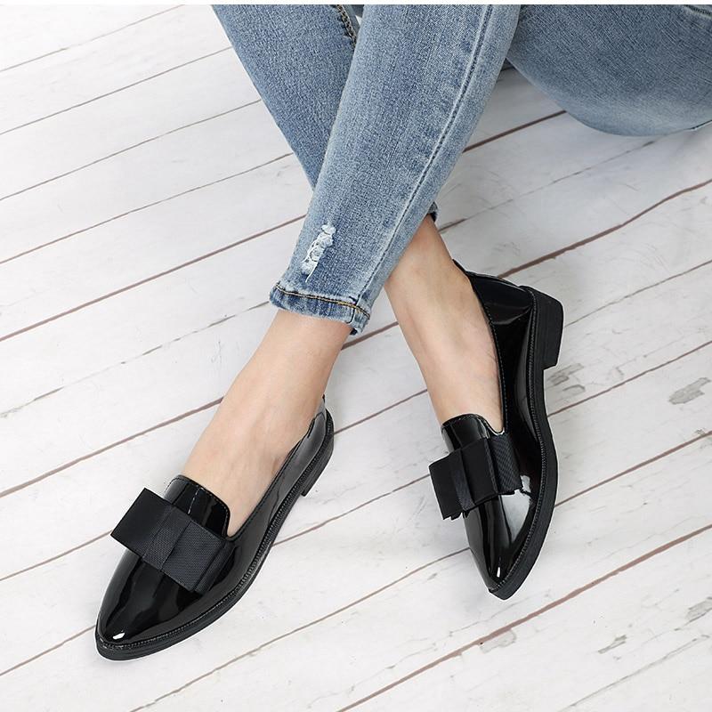 bowtie detail patent leather pointed toe low thick heel loafers